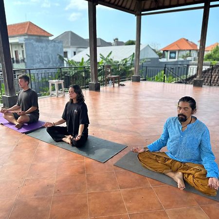 Diuma Residence Yoga Meditation Retreat And Healing Center Sanur  Exterior photo