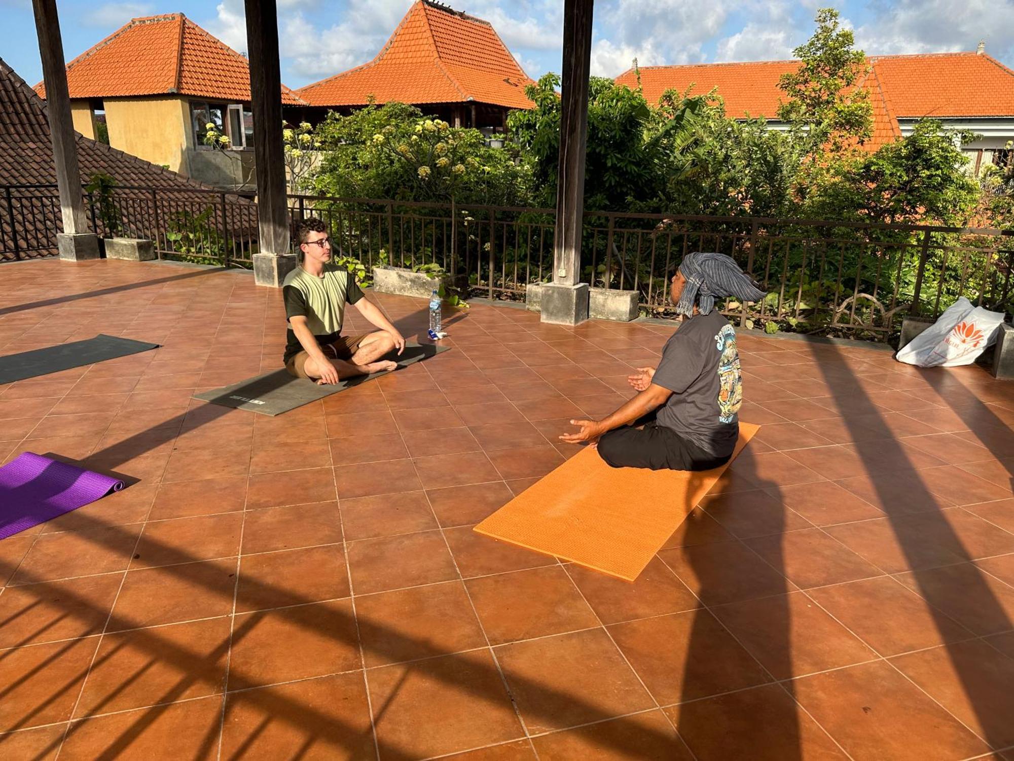Diuma Residence Yoga Meditation Retreat And Healing Center Sanur  Exterior photo